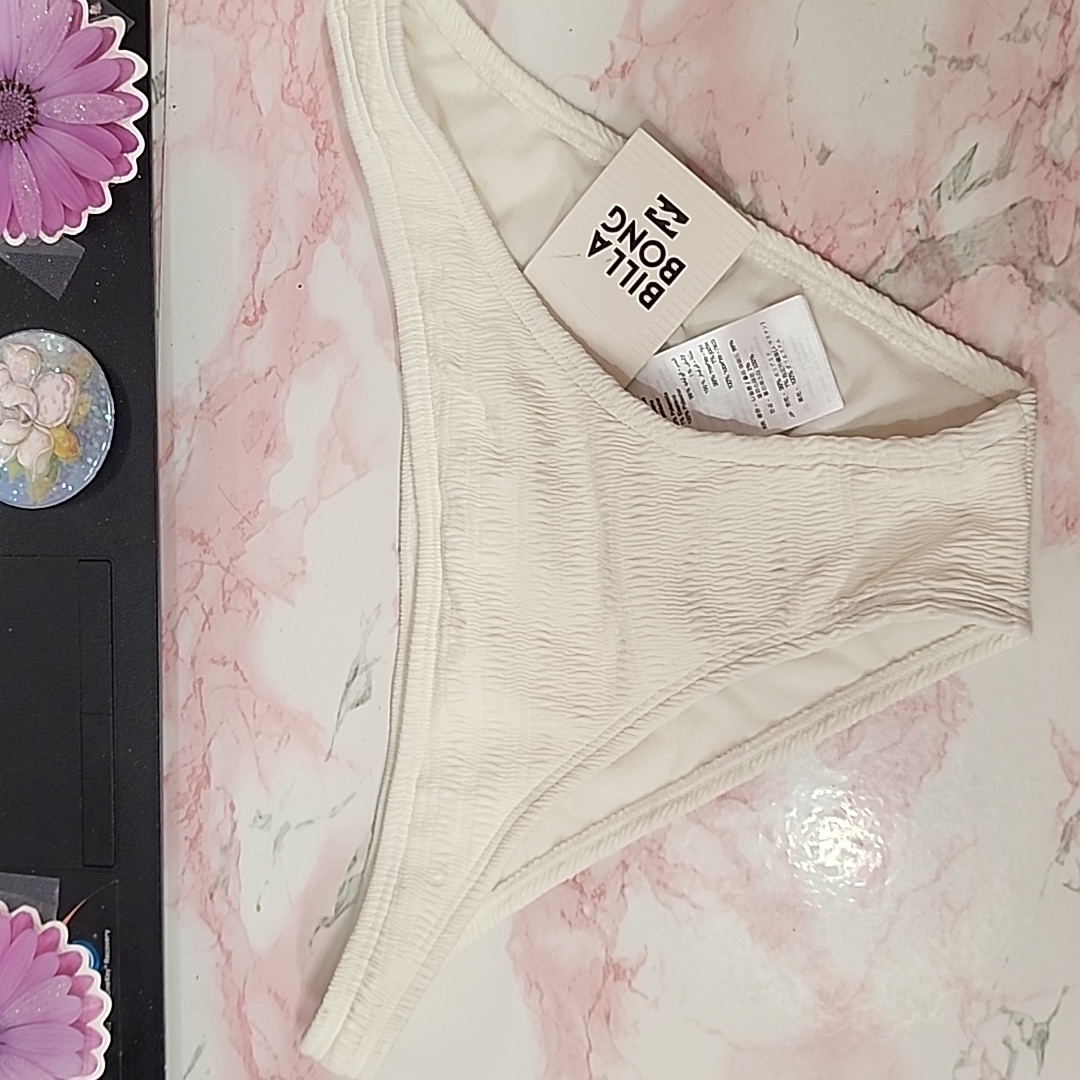 Billabong Off White Bikini Bottoms Size Small 2-4 Nwt